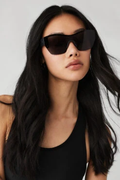 Stunner Sunglasses - Black -Attire Mew Sales A0200W 01 b1 a1 m54