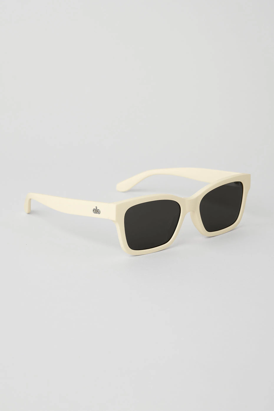 Chill Sunglasses - Black/French Vanilla 2 Chill Sunglasses - Black/French Vanilla - Image 2