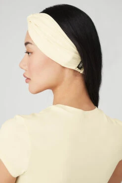 Alosoft Headband - French Vanilla -Attire Mew Sales A0370U 04563 b1 s1 a2 1 m54