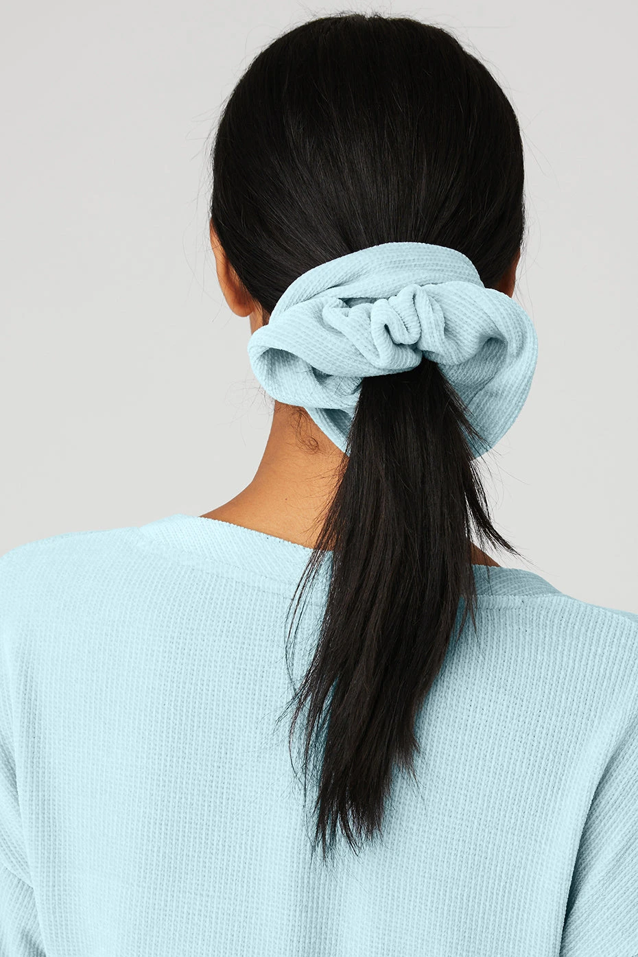 Chenille Oversized Scrunchie - Chalk Blue 2 Chenille Oversized Scrunchie - Chalk Blue - Image 2