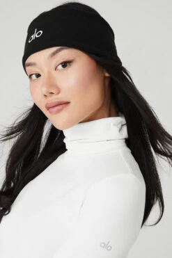 Performance Ear Warmers - Black -Attire Mew Sales A0423U 01 b1 s1 a3 1 m54