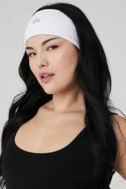 Performance Conquer Headband - White -Attire Mew Sales A0518U 00 b1 s1 a1 1 m29