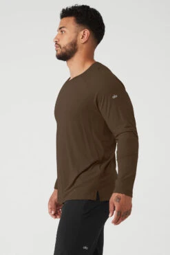 Triumph Long Sleeve Tee - Espresso -Attire Mew Sales M3079R 04064 b1 s3 a3 1 m130