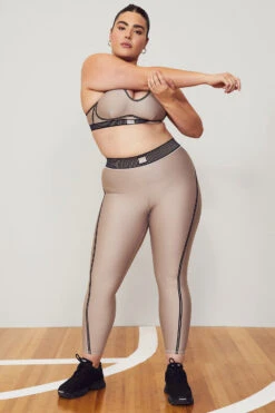 Airlift Line Up Bra - Taupe 22 Airlift Line Up Bra - Taupe -Attire Mew Sales W9533R 04481 b2 s4 a1 m109