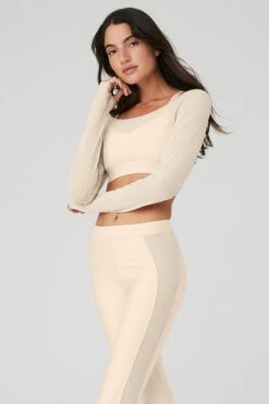 Airlift Long Sleeve Ballet Dream Bra - Macadamia 12 Airlift Long Sleeve Ballet Dream Bra - Macadamia -Attire Mew Sales W9605R 04831 b1 s1 a3 1 m78