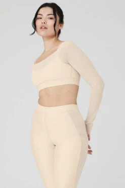 Airlift Long Sleeve Ballet Dream Bra - Macadamia 17 Airlift Long Sleeve Ballet Dream Bra - Macadamia -Attire Mew Sales W9605R 04831 b1 s4 a3 1 m29